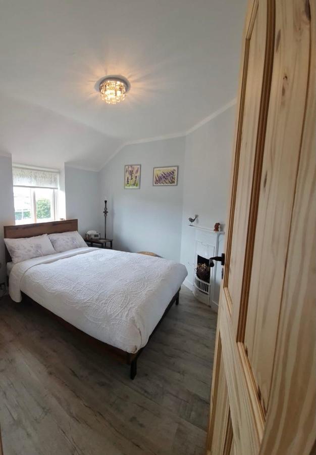 Cosy Double Room In A Seaside Cottage Crafthole エクステリア 写真