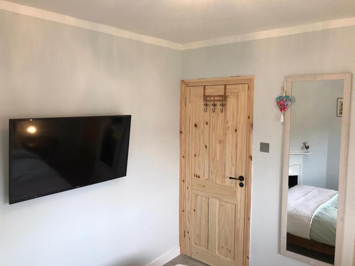 Cosy Double Room In A Seaside Cottage Crafthole エクステリア 写真